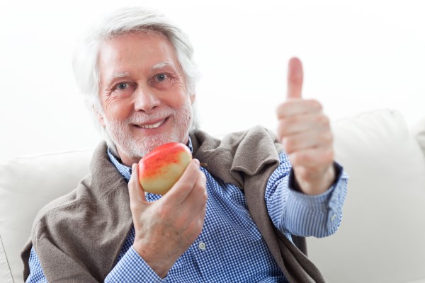 Common Misunderstandings About Traditional Dentures